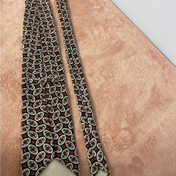 Nina Multicolor Geometric Pattern Tie - Picture 5 of 8